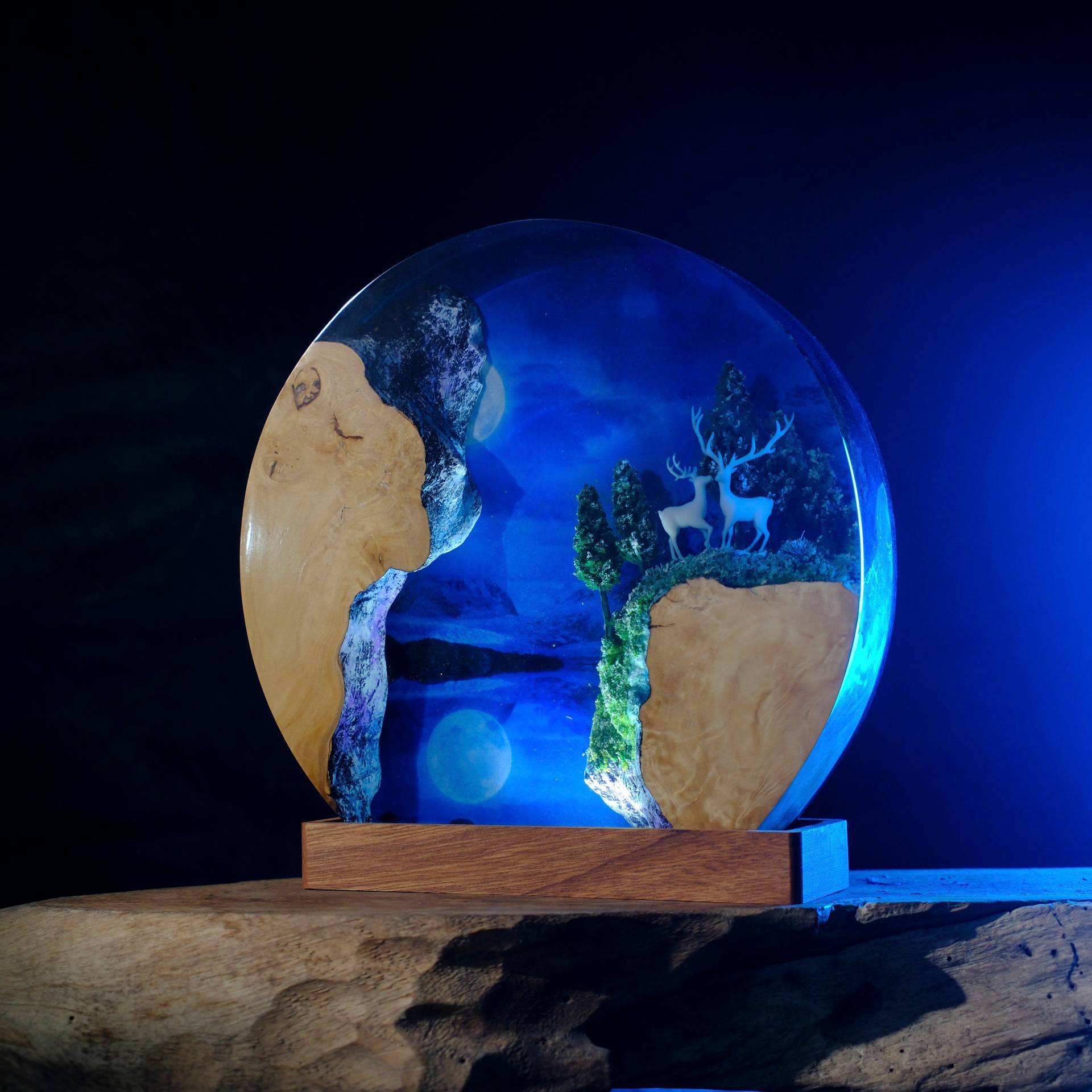 Customized Items Resin Table L - огляд і ціна Lighting Table Decor